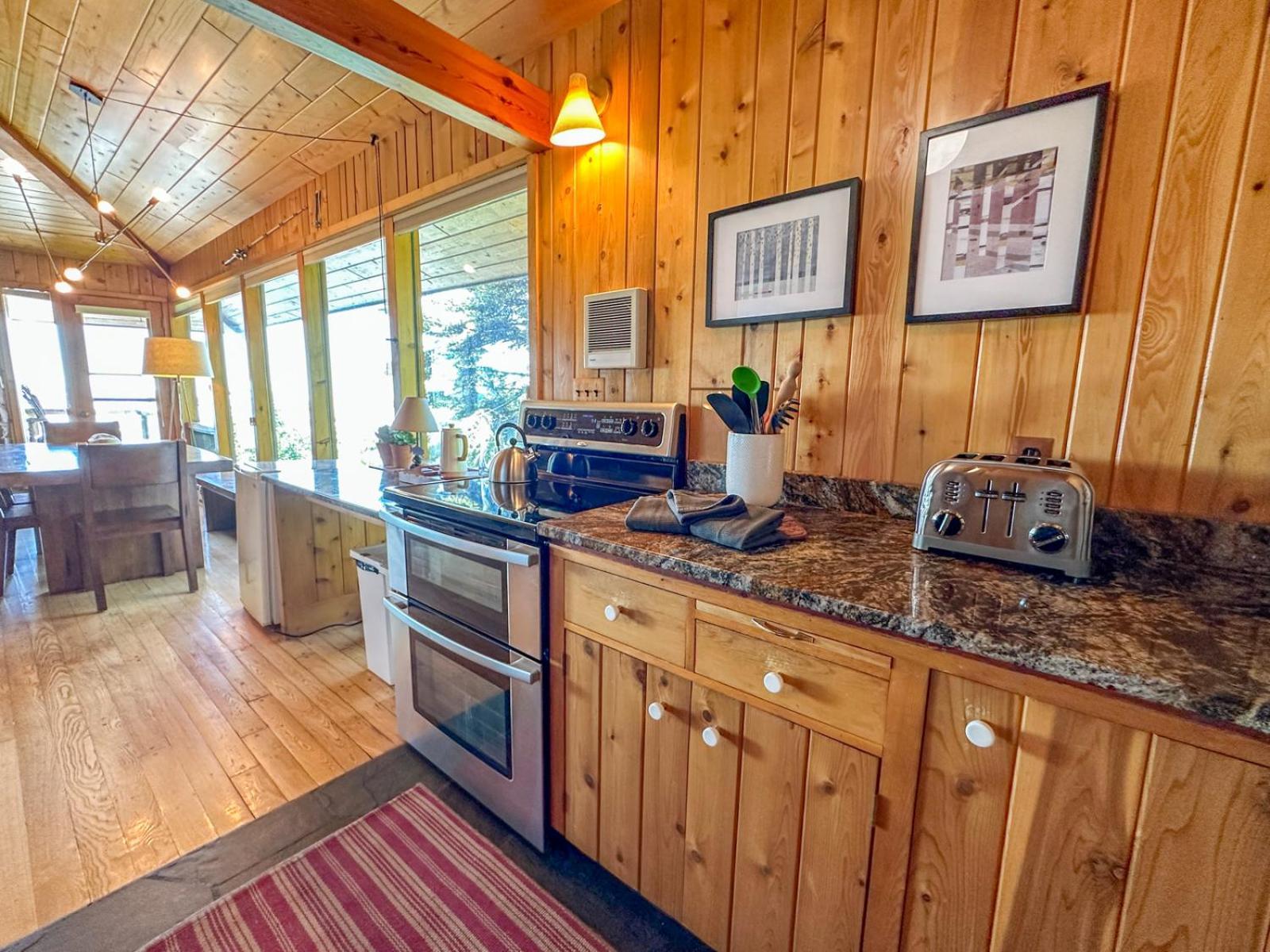 Baileys On The Lake By Cascade Vacation Rentals ラットセン エクステリア 写真